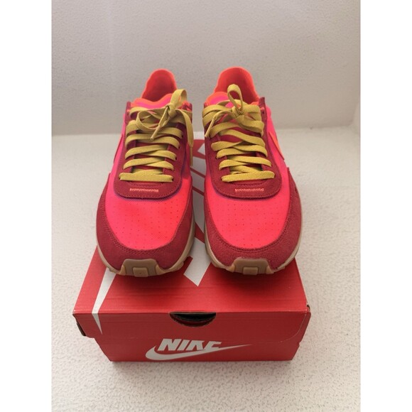 Nike Waffle One Hyper Pink/Hyper Crimson DA7995-601 - Size 9.5 main image 5